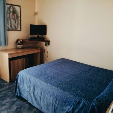 Hotel One Via Roma, 82 Altopascio Dış mekan fotoğraf